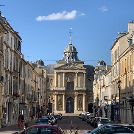 Appartement Versailles Quartier Notre Dame Au Pied Du Chateau Avec Parking エクステリア 写真