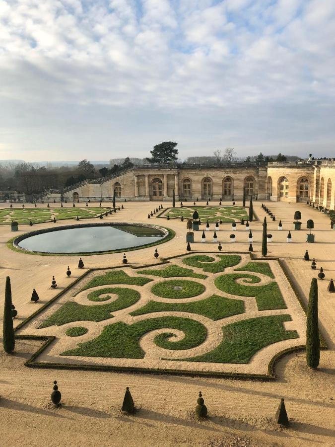 Appartement Versailles Quartier Notre Dame Au Pied Du Chateau Avec Parking エクステリア 写真