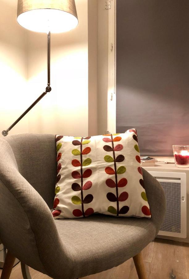 Appartement Versailles Quartier Notre Dame Au Pied Du Chateau Avec Parking エクステリア 写真