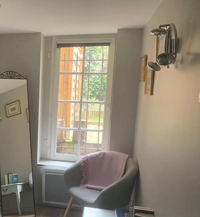 Appartement Versailles Quartier Notre Dame Au Pied Du Chateau Avec Parking エクステリア 写真