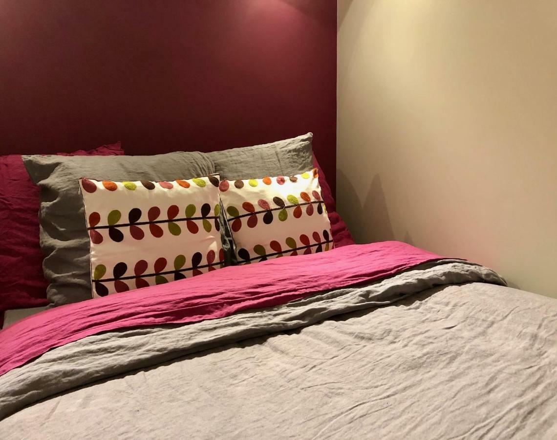 Appartement Versailles Quartier Notre Dame Au Pied Du Chateau Avec Parking エクステリア 写真